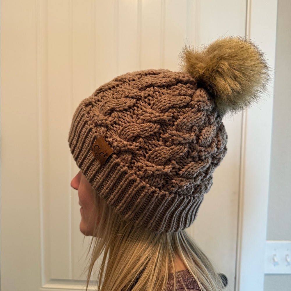 CC Exclusives Women’s Stocking Cap NWOT